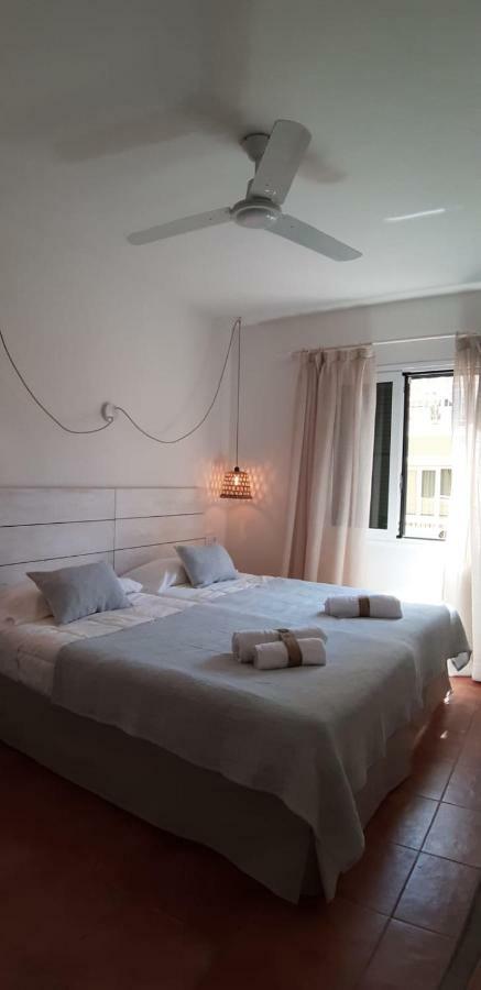 Hostal Sa Posada Set Cales Ciutadella  Buitenkant foto
