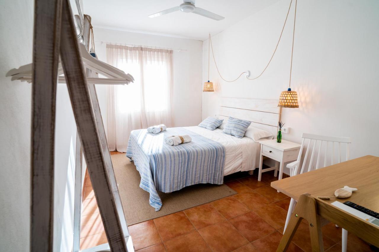 Hostal Sa Posada Set Cales Ciutadella  Buitenkant foto